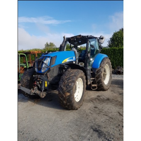 NEW HOLLAND T / 7050