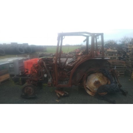 MASSEY-FERGUSON 3325V