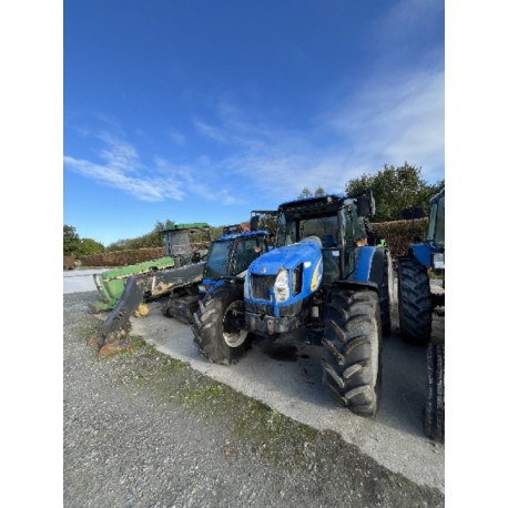 NEW HOLLAND T5060