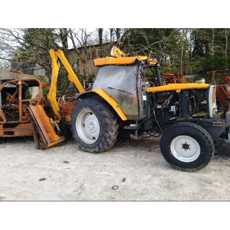 MASSEY-FERGUSON 3065