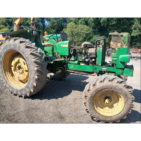 JOHN DEERE 2130