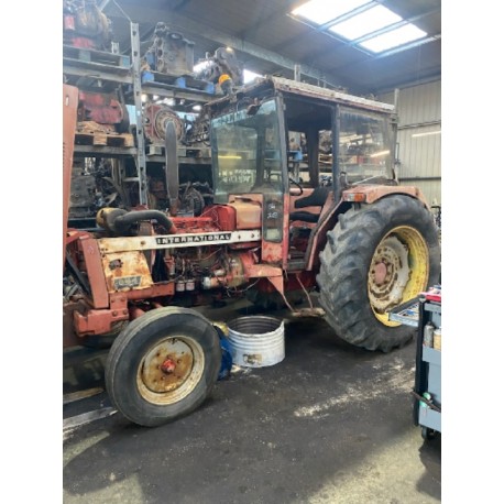 CASE IH 844